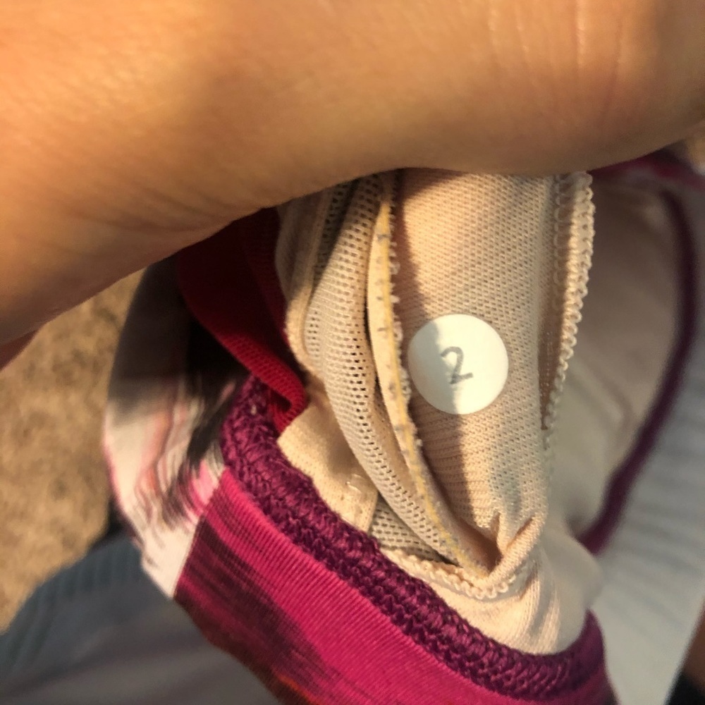 Lululemon bra - Picture 4 of 4